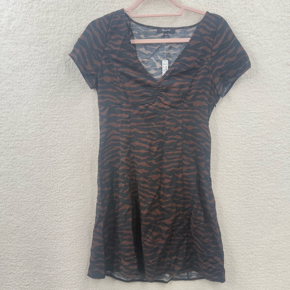 Madewell V-Neck Mini Dress in Abstract Animal Brown ,Black Short sleeve Sz 2 NWT